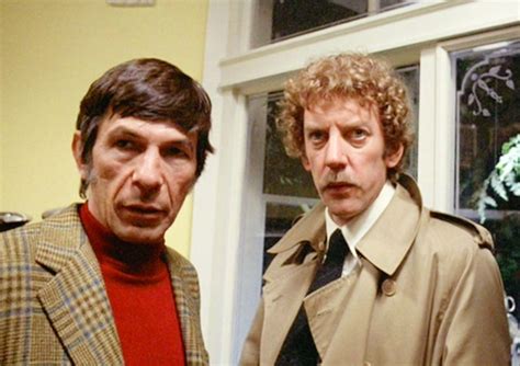 Invasion of the Body Snatchers! Sci-fi Horror Starring Donald Sutherland and Leonard Nimoy!