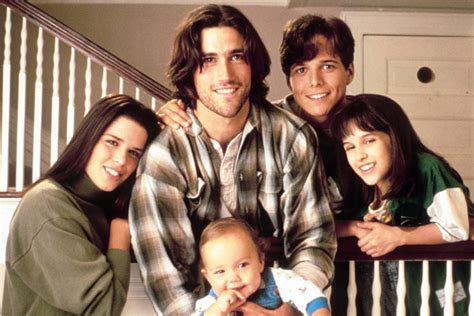  Party of Five: 90年代の青春ドラマで胸キュンと笑い、そして涙を味わおう！